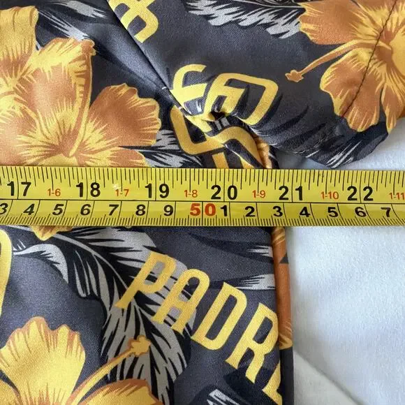 MLB San Diego Padres SGA 4/14/25 Hawaiian Full Button Floral Size M Casual Shirt - Picture 4 of 8
